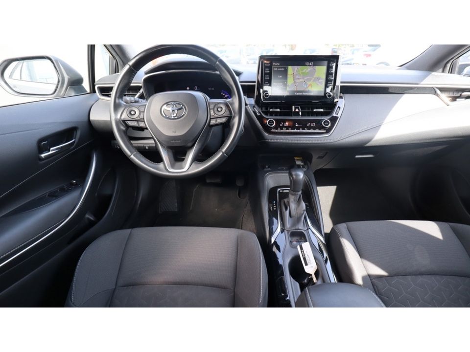 Toyota Corolla Touring Sports 2.0 Hybrid Style Head up | dealer onederhouden | Led | Camera VERKOCHT