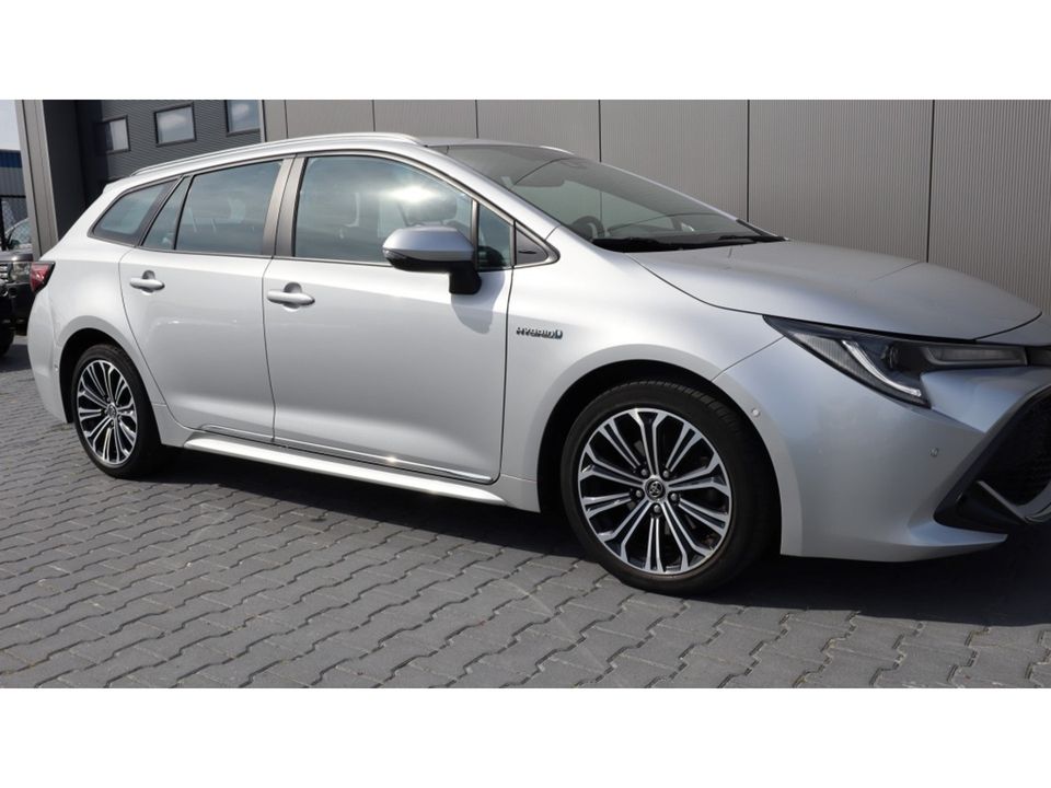 Toyota Corolla Touring Sports 2.0 Hybrid Style Head up | dealer onederhouden | Led | Camera VERKOCHT