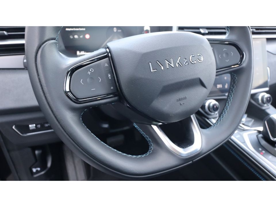 Lynk & Co o1 1.5 | Panoramadak | 360 Camera | Vernieuwde type | Led VERKOCHT