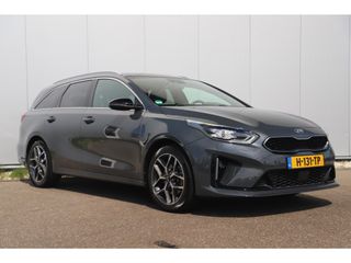 Kia Ceed 1.4 T-GDI GT-Line 140PK Automaat Panoramadak Half Leder Trekhaak Navigatie Achteruitrijcamera Clima Stuur & Stoelverwarming Full LED Keyless Entry