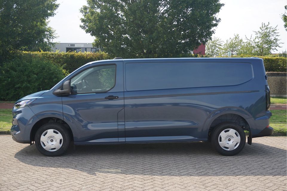 Ford Transit Custom 300L 170PK Trend MY2024 AUT 13" Sync Navi, Camera, Adap Cruise!! NR. 945