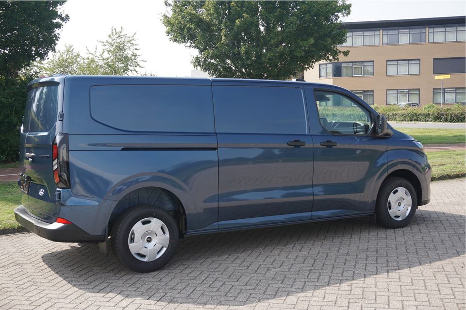 Ford Transit Custom 300L 170PK Trend MY2024 AUT 13" Sync Navi, Camera, Adap Cruise!! NR. 945