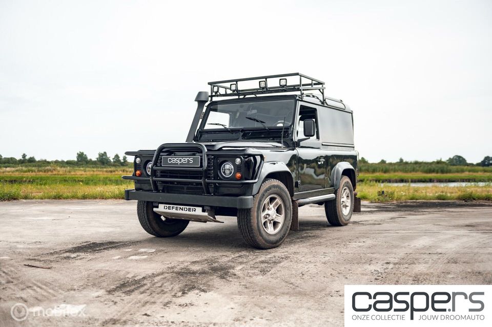 Land Rover Defender Td5 90" Hard Top | Snorkel | Grijs kent.