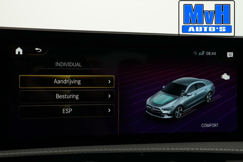 Mercedes-Benz CLA 200 Business Solution AMG|PANO|NL|SFEERVERLICHTING