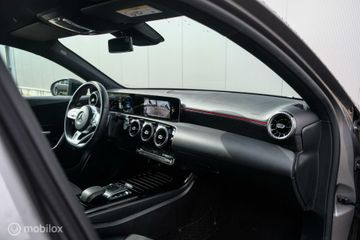 Mercedes-Benz A-Klasse 180 Business Solution AMG | Camera | Alcantara | NAP |