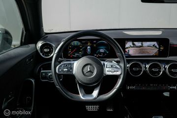 Mercedes-Benz A-Klasse 180 Business Solution AMG | Camera | Alcantara | NAP |