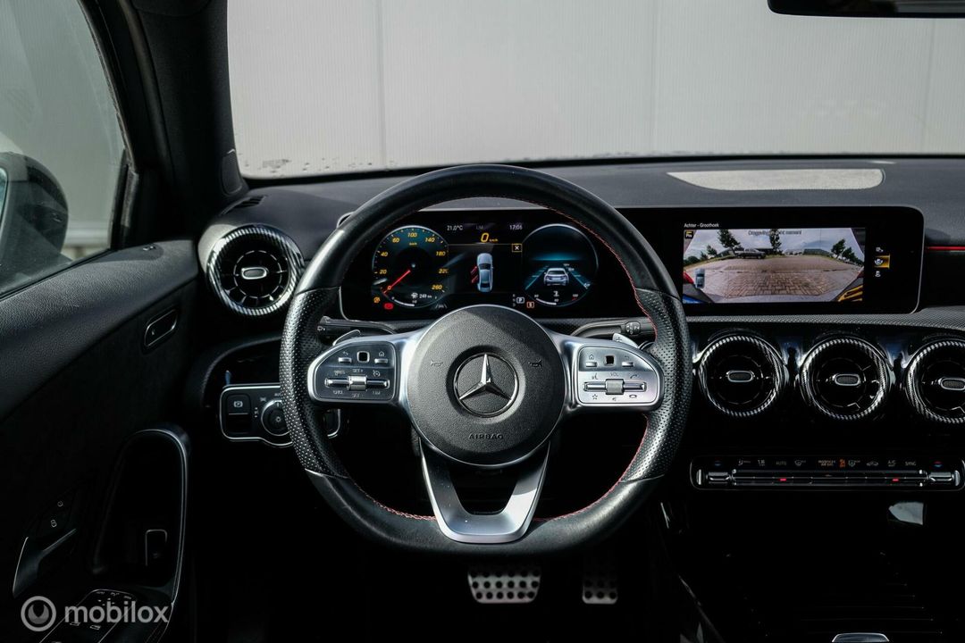 Mercedes-Benz A-Klasse 180 Business Solution AMG | Camera | Alcantara | NAP |