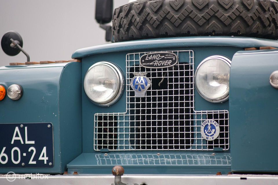 Land Rover 109 series 2a 11 2 1/4 METAL TOP 1961