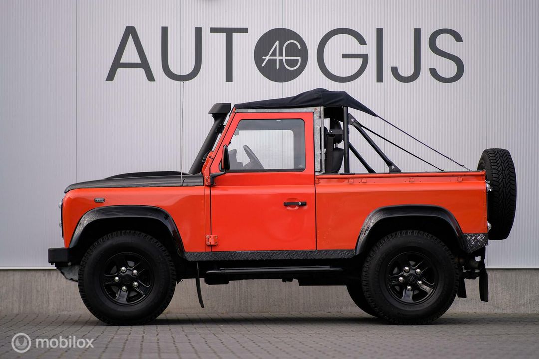 Land Rover Defender 2.4 TD Soft Top 90 | led | youngtimer |