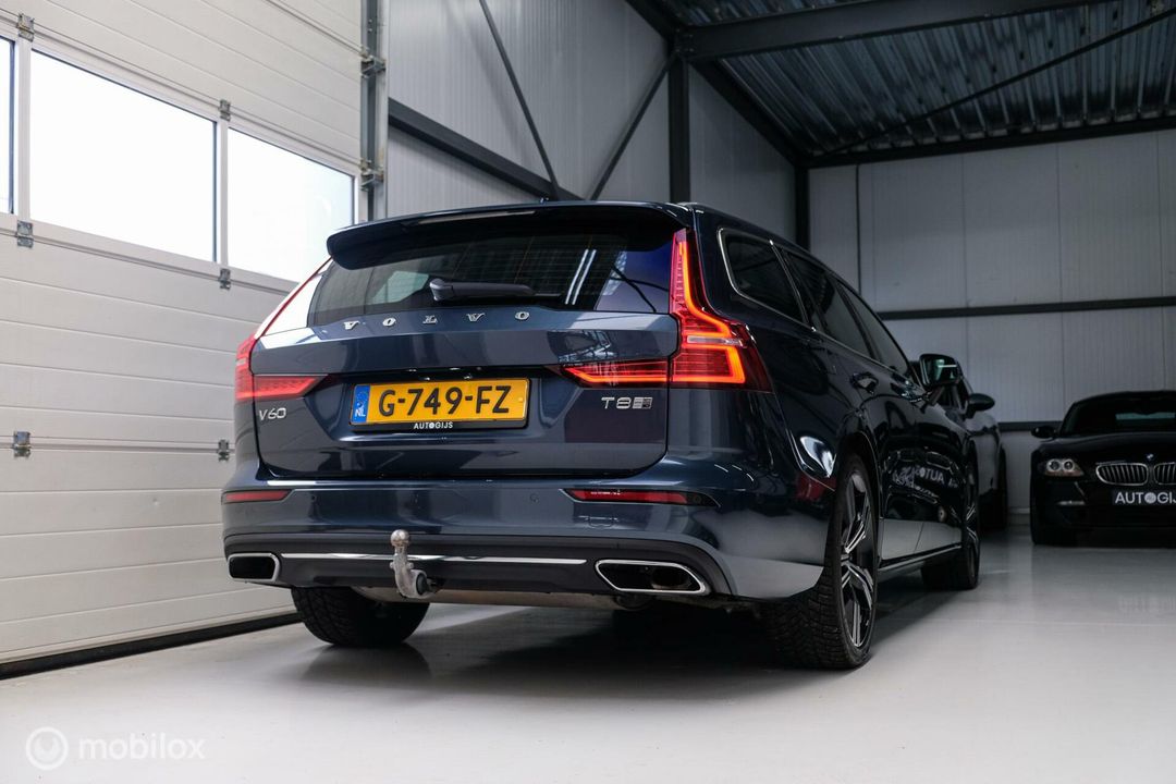 Volvo V60 2.0 T8 Twin Engine AWD Inscription | Trekhaak | Rijklaar |