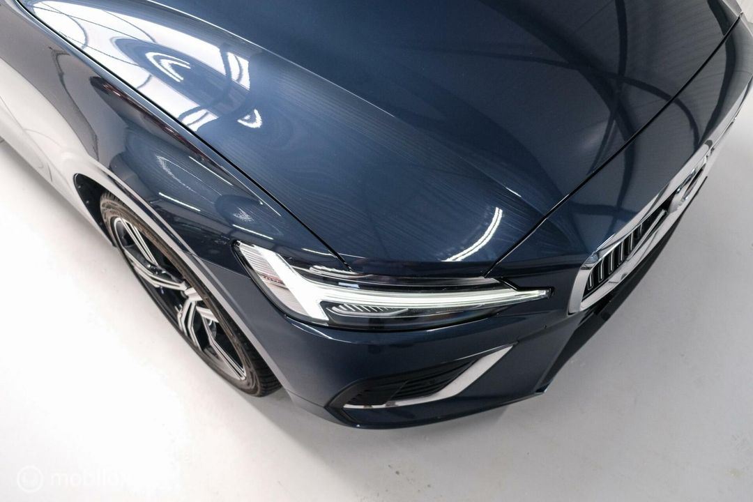 Volvo V60 2.0 T8 Twin Engine AWD Inscription | Trekhaak | Rijklaar |