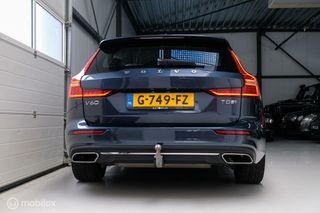 Volvo V60 2.0 T8 Twin Engine AWD Inscription | Trekhaak | Rijklaar |