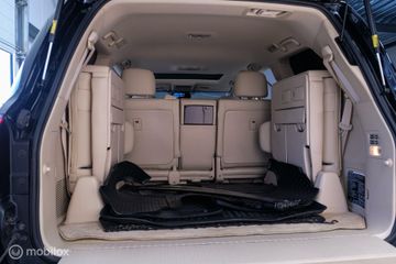 Lexus LX 570 5.7 V8 389 pk | 8 persoons | LPG | Mark Levinson | luchtvering | unieke auto! |