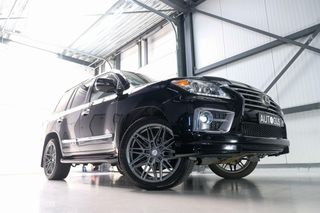 Lexus LX 570 5.7 V8 389 pk | 8 persoons | LPG | Mark Levinson | luchtvering | unieke auto! |