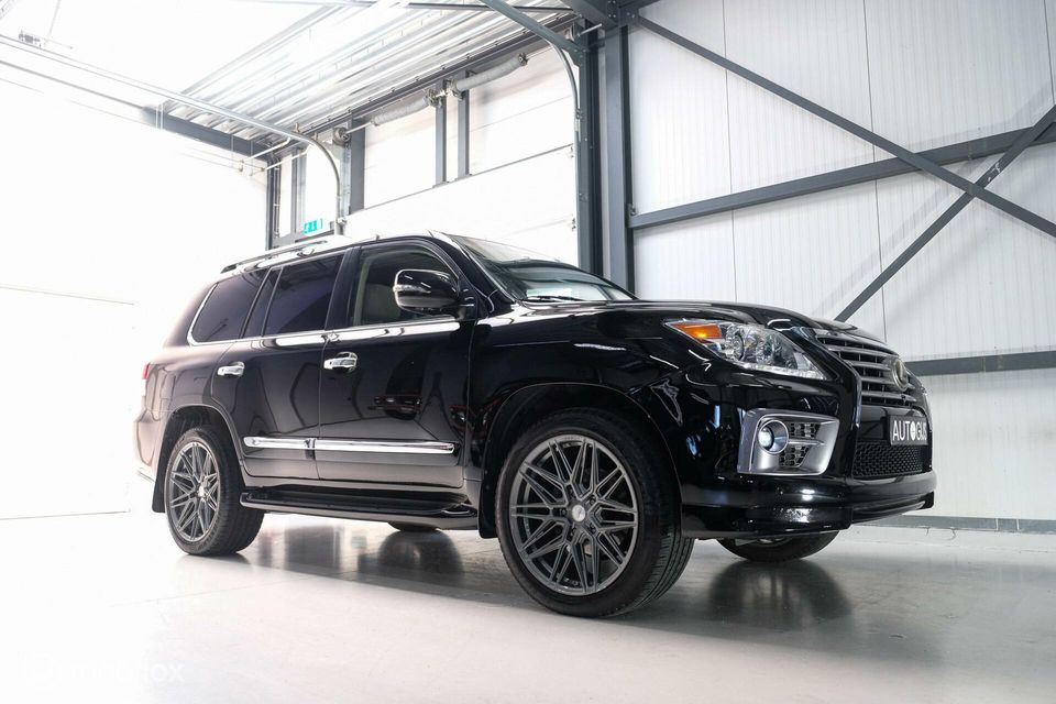 Lexus LX 570 5.7 V8 389 pk | 8 persoons | LPG | Mark Levinson | luchtvering | unieke auto! |