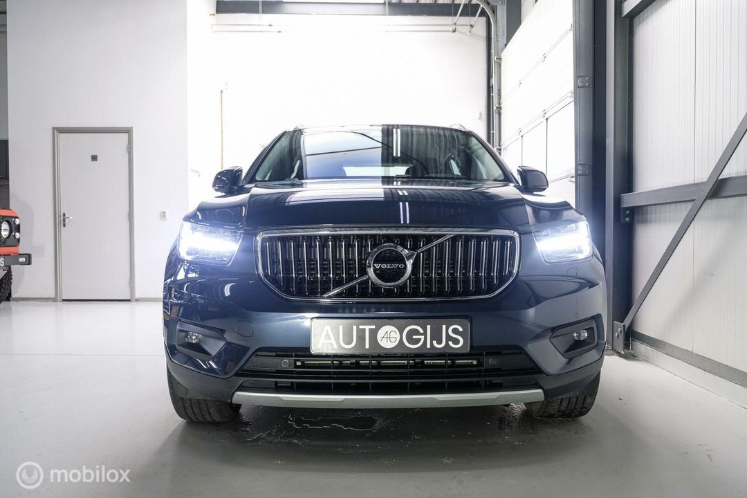 Volvo XC40 1.5 T5 Twin Engine Inscription 262 pk | Leder | Harman Kardon audio | BTW | 1e eig | Adaptieve cruise |