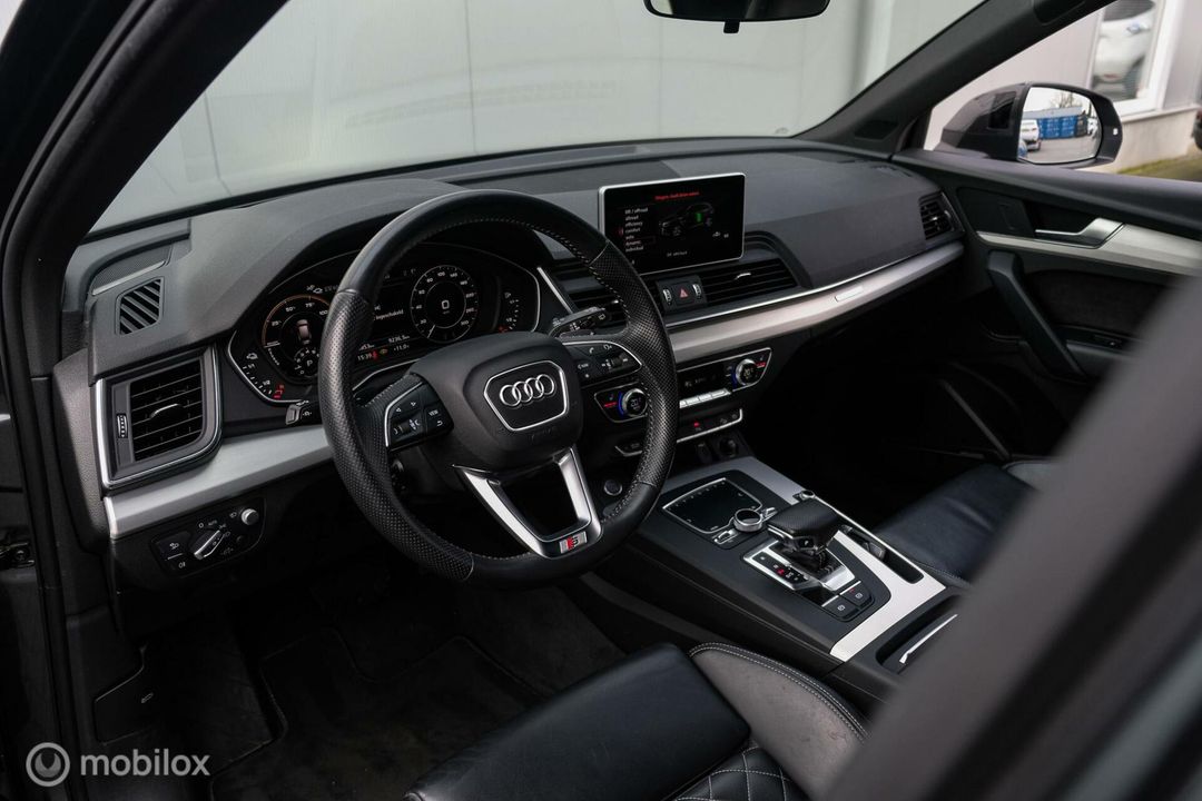 Audi Q5 55 TFSI e quattro Competition | Luchtvering | B&O | HUD | Diamond Stitch |