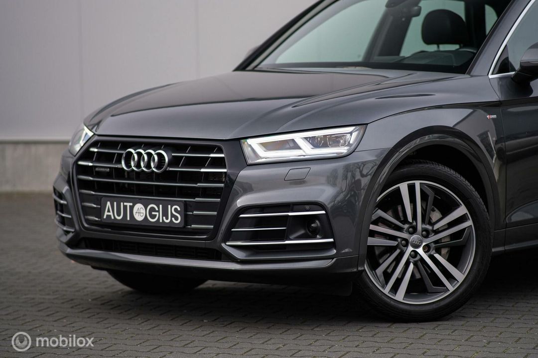 Audi Q5 55 TFSI e quattro Competition | Luchtvering | B&O | HUD | Diamond Stitch |