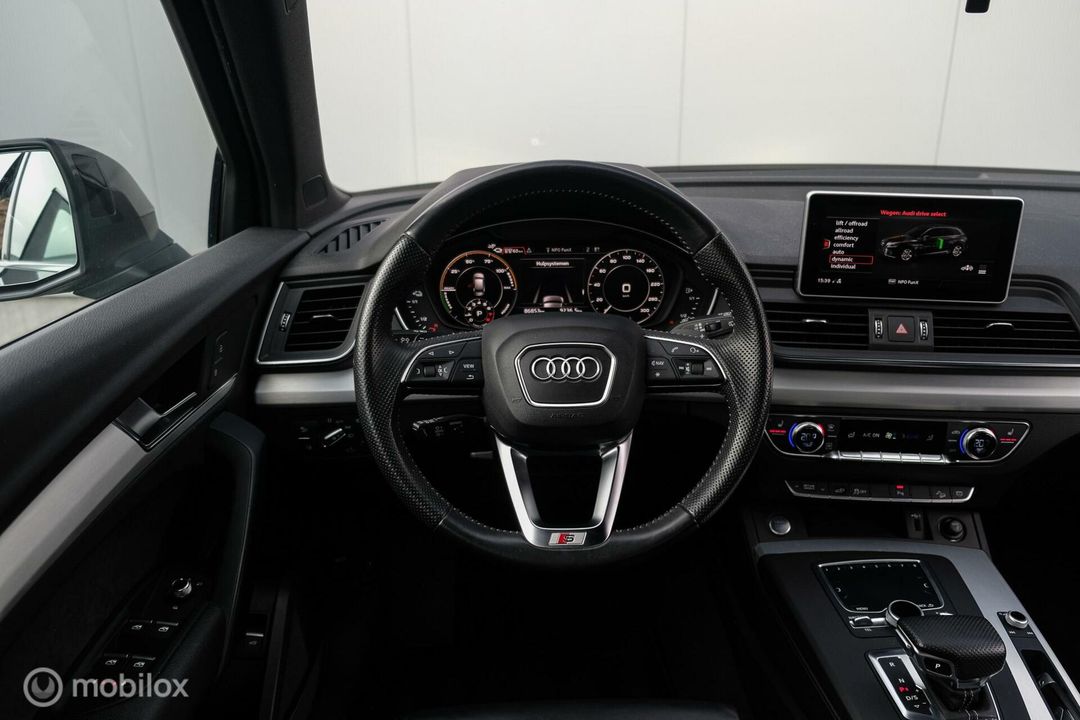 Audi Q5 55 TFSI e quattro Competition | Luchtvering | B&O | HUD | Diamond Stitch |