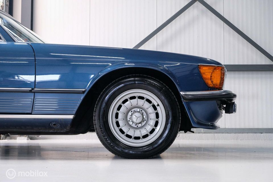 Mercedes-Benz SL-Klasse 280 SL ''Lapis Blue'' | Hardtop | Nieuw dak | R107 | Wegenbelastingvrij | 4 pers |