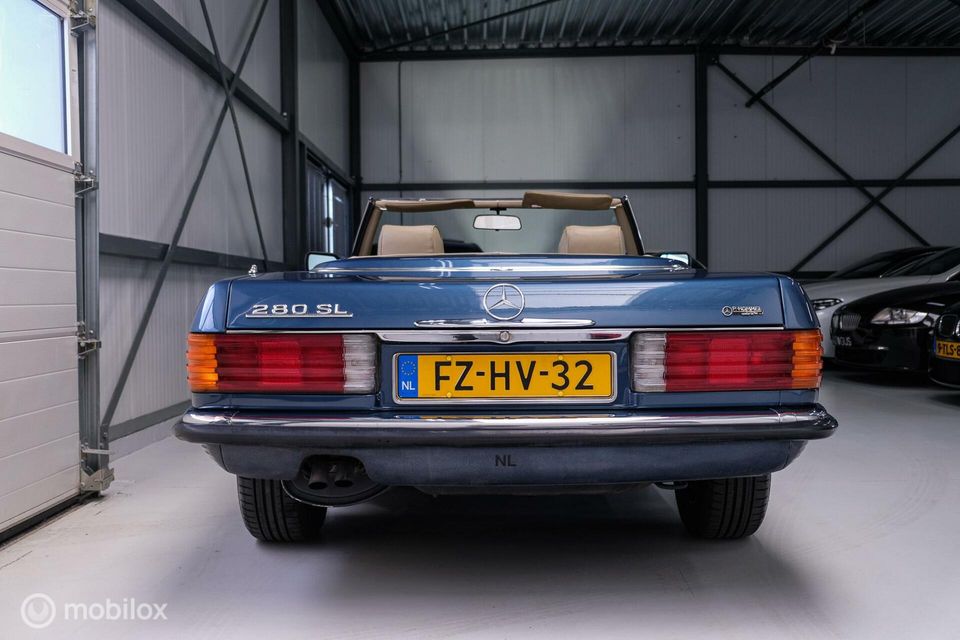 Mercedes-Benz SL-Klasse 280 SL ''Lapis Blue'' | Hardtop | Nieuw dak | R107 | Wegenbelastingvrij | 4 pers |