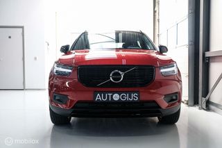 Volvo XC40 1.5 T5 Twin Engine R-Design | Camera | Fusion red |