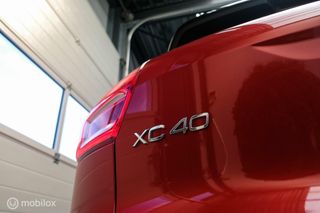 Volvo XC40 1.5 T5 Twin Engine R-Design | Camera | Fusion red |