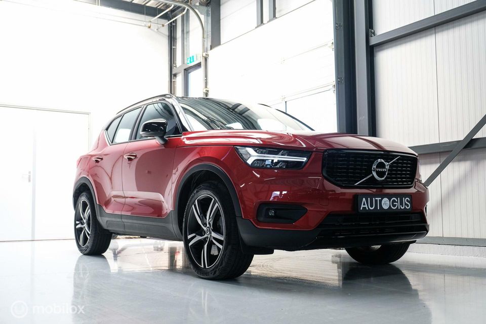 Volvo XC40 1.5 T5 Twin Engine R-Design | Camera | Fusion red |