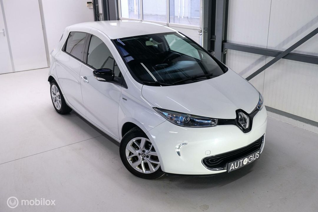 Renault ZOE R110 Limited 41 kWh | Incl accu | Dealer oh | lmv | NAP | Leder stuur | Koopaccu | SUBSIDIE