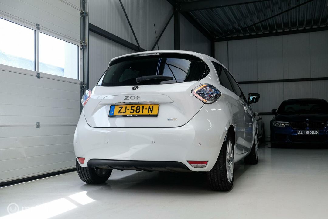 Renault ZOE R110 Limited 41 kWh | Incl accu | Dealer oh | lmv | NAP | Leder stuur | Koopaccu | SUBSIDIE