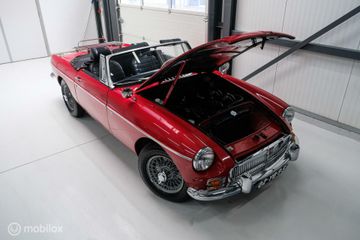 MG B 1.8 Roadster 1976 | Chromen bumpers | mgb |