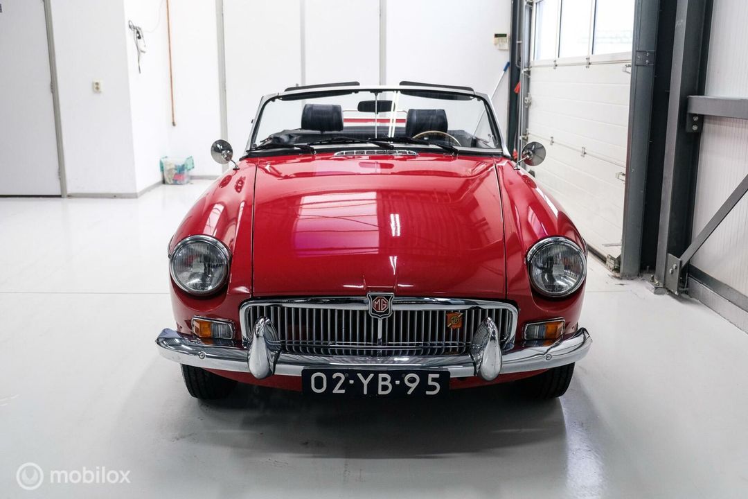 MG B 1.8 Roadster 1976 | Chromen bumpers | mgb |