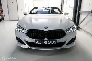 BMW 8 Serie 840i xDrive High Executive M Pakket | airscarf | lage km stand | Parelmoer wit |