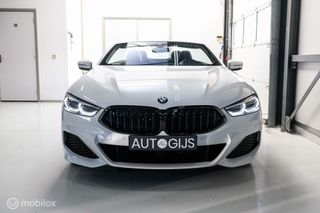 BMW 8 Serie 840i xDrive High Executive M Pakket | airscarf | lage km stand | Parelmoer wit |