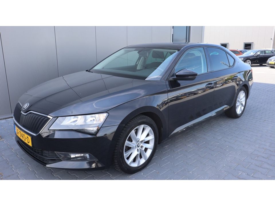 Škoda Superb 1.4 TSI ACT Act. Bns | Media | FClima | PDC | Trekhaak