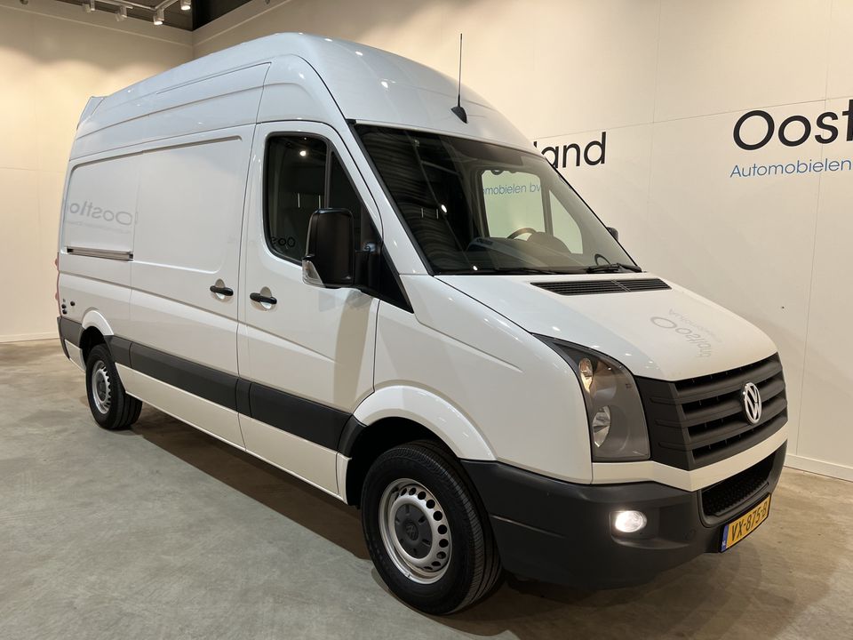 Volkswagen Crafter 35 2.0 TDI L2H3 164 PK / Portaallaadklep / Airo / Camera / Cruise Control / Navigatie / 49.500 KM !!