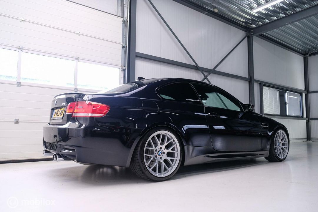 BMW 3-SERIE coupe M3 E92 | Jerez Black | handbak | Individual | youngtimer |