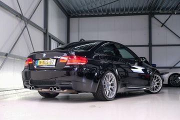 BMW 3-SERIE coupe M3 E92 | Jerez Black | handbak | Individual | youngtimer |