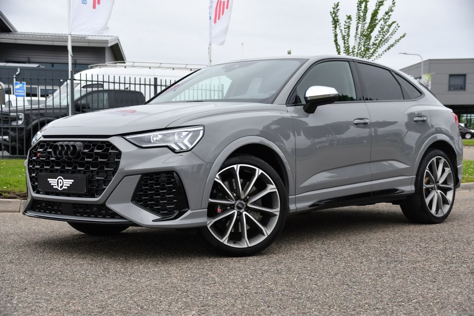 Audi RS Q3 Sportback Adaptieve Cruise, B&O, Virtual, Carplay, 400PK, Matrix Led, Premium Kleur, BOM VOL!