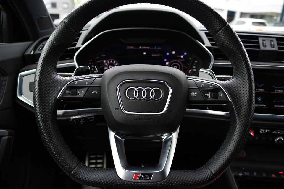 Audi RS Q3 Sportback Adaptieve Cruise, B&O, Virtual, Carplay, 400PK, Matrix Led, Premium Kleur, BOM VOL!