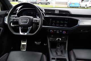 Audi RS Q3 Sportback Adaptieve Cruise, B&O, Virtual, Carplay, 400PK, Matrix Led, Premium Kleur, BOM VOL!