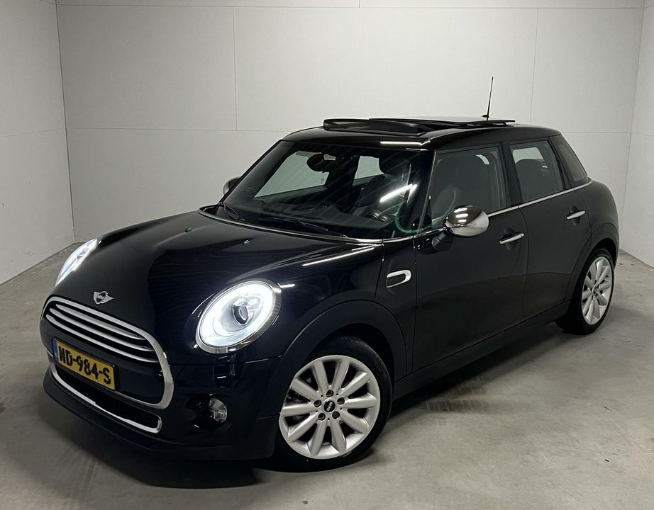 MINI Cooper 1.5 136PK Automaat Pano Clima LED Harman/kardon