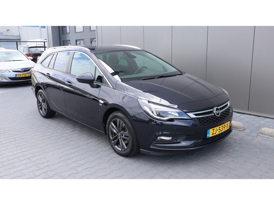 Opel Astra Sports Tourer 1.4 T. 120 Jaar Ed. | Automaat | Led | Media |