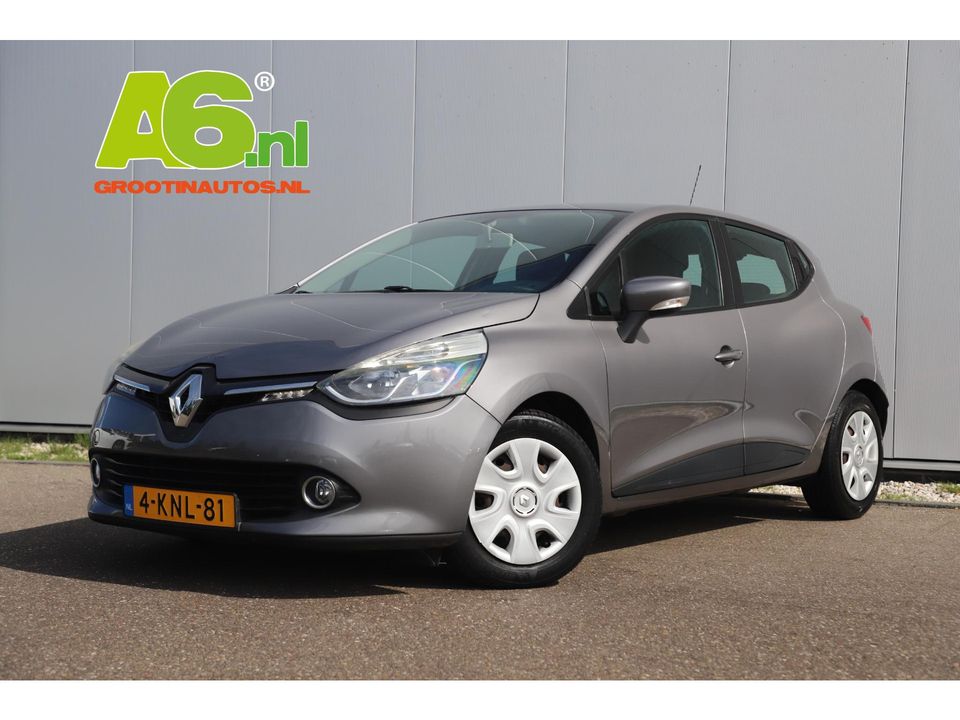 Renault Clio 1.5 dCi ECO Expression Trekhaak Navigatie Airco Cruise PDC Bluetooth DB Riem is v.v.