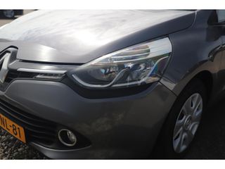 Renault Clio 1.5 dCi ECO Expression Trekhaak Navigatie Airco Cruise PDC Bluetooth DB Riem is v.v.