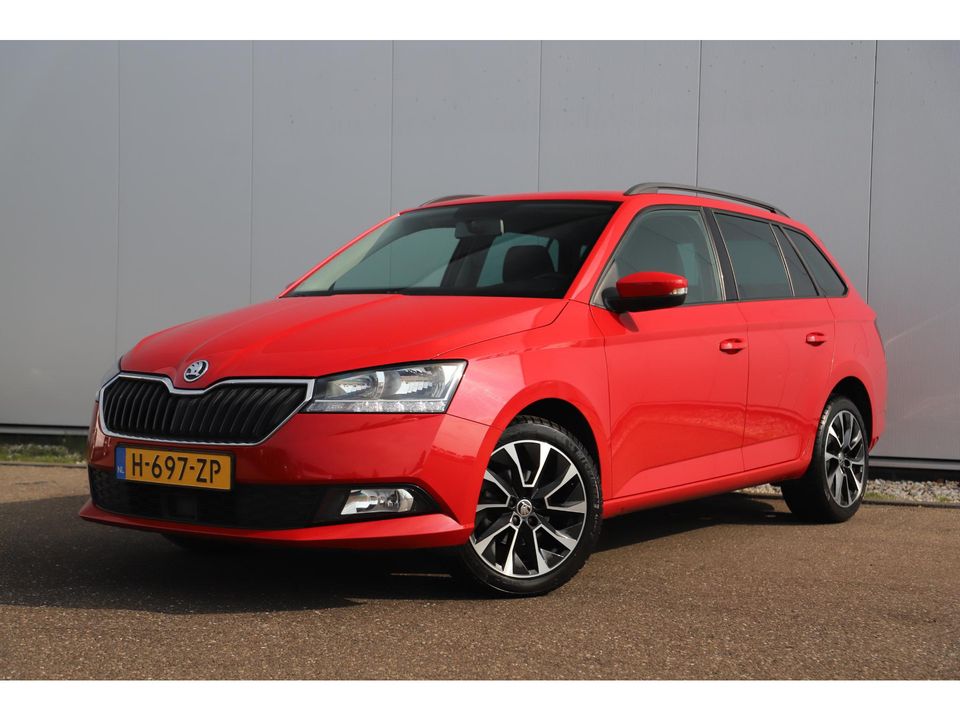 Škoda Fabia Combi 1.0 TSI Business Edition 95PK 16 inch LMV Navigatie Airco Cruise Carplay Android Bluetooth Getint Glas PDC