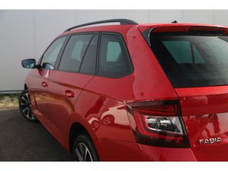 Škoda Fabia Combi 1.0 TSI Business Edition 95PK 16 inch LMV Navigatie Airco Cruise Carplay Android Bluetooth Getint Glas PDC