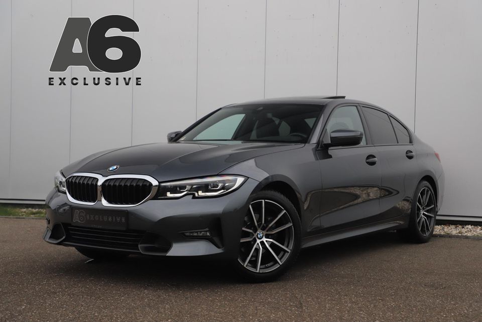 BMW 3 Serie 318i Executive Edition Automaat Black Optic Schuifdak Full LED Digital Cockpit Vol Lederen Sportstoelen Navigatie Draadloos Carplay Bluetooth Achteruitrijcamera 18 inch M Sport Velgen