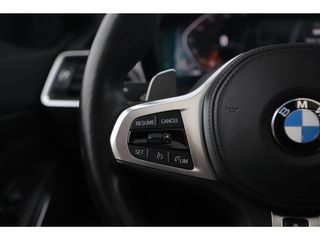 BMW 3 Serie 318i Executive Edition Automaat Black Optic Schuifdak Full LED Digital Cockpit Vol Lederen Sportstoelen Navigatie Draadloos Carplay Bluetooth Achteruitrijcamera 18 inch M Sport Velgen