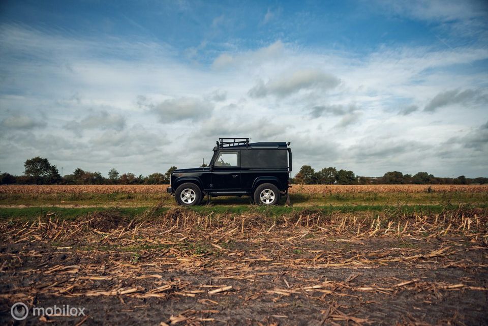 Land Rover Defender Td5 90" Hard Top | Snorkel | Grijs kent.